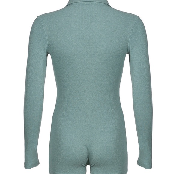 Ribbed Half Button Collared Neck Romper - Picture 6 of 6